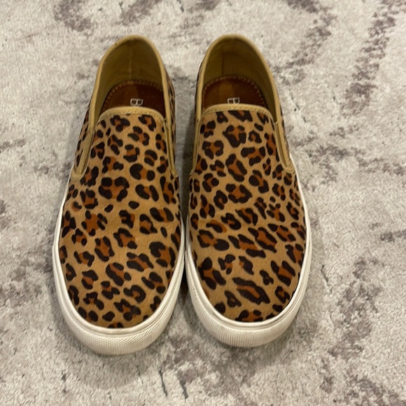 Boutique by Corkys cheetah sneakers - Picture 1 of 4